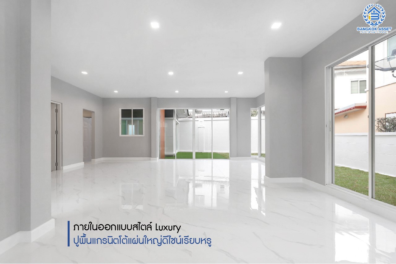 บ้านมือสองตกแต่งใหม่ ม.บางกอกบูเลอวาร์ด ราชพฤกษ์-พระราม5 หลังใหญ่ดีไซน์สุดหรู เนื้อที่ 83 ตร.ว. บนสังคมคุณภาพ SC Asset* ฟังก์ชันจัดเต็ม 4 ห้องนอน 4 ห้องน้ำ (ห้องนอนชั้นล่างพร้อมห้องน้ำในตัว) 2 ที่จอดรถ บนทำเลติดถนนราชพฤกษ์ ใกล้วงเวียนพระรามห้า ,ทางด่วนศรีรัช และเพียง 10 ถึงรถไฟฟ้า "สถานีบางรักใหญ่"